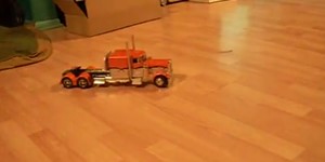 125 Peterbilt Show Truck Drifting!