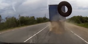 Dash-Cam Videos That'll Make You Say: WTF!