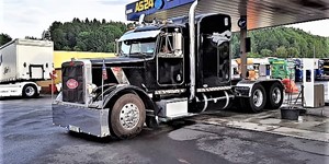 Peterbilt straight pipe Sound