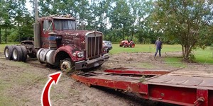 Will It Start AND DRIVE - Loading A KW W900 Semi the HARD WAY