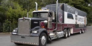 Kenworth W900L  